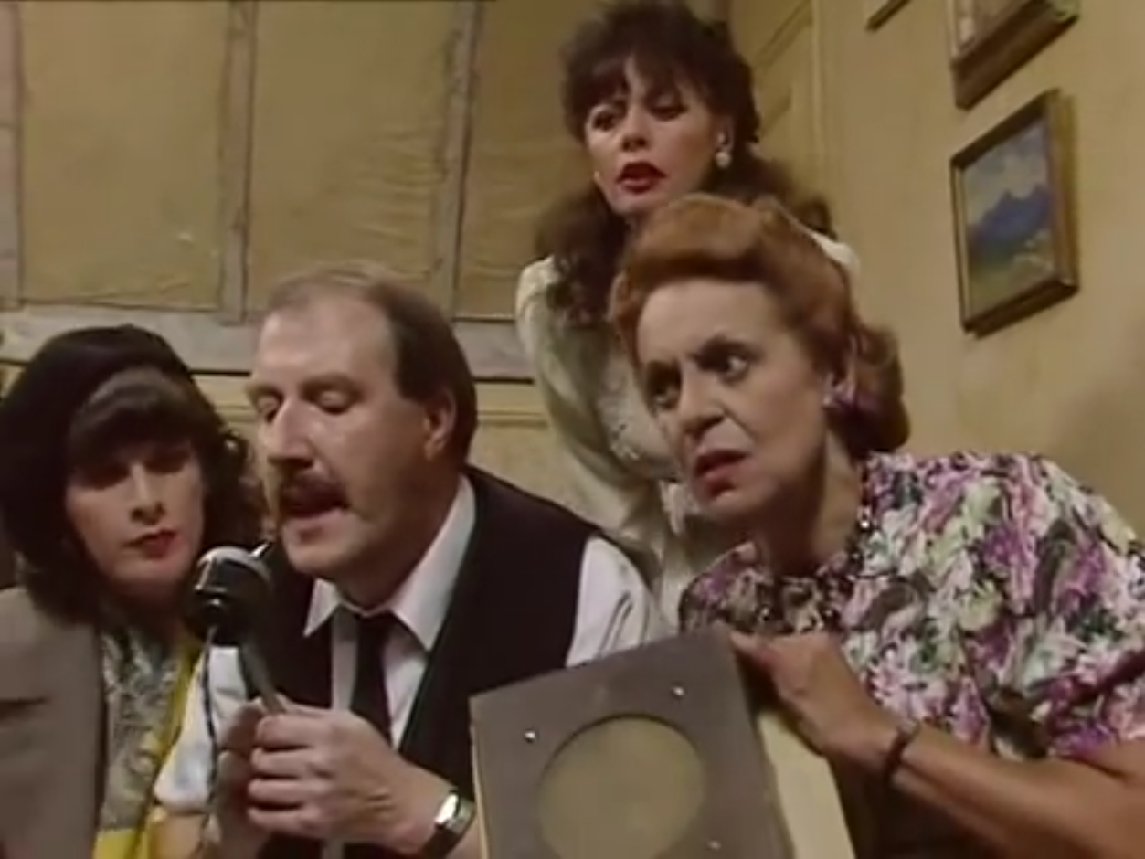 Jak przekazać wiadomość zakładnikom?